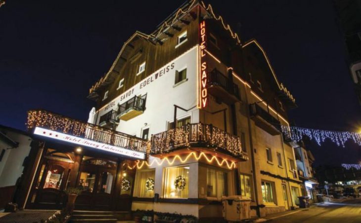 Hotel Savoy Edelweiss, Sestriere, External Night